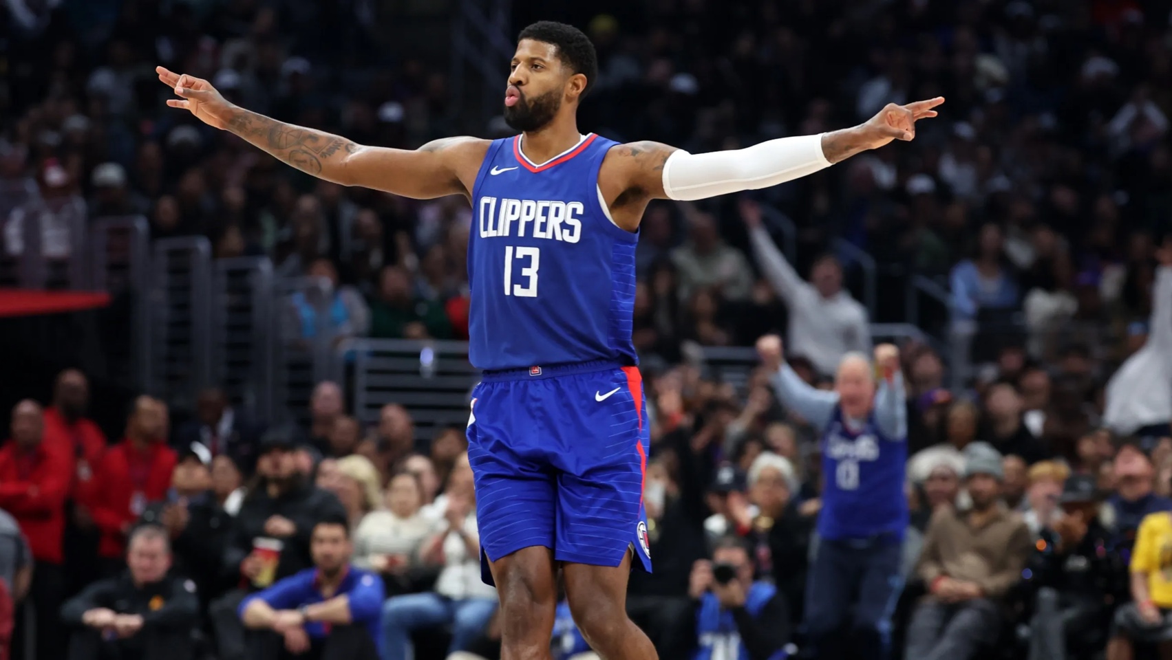 还有球迷直 还有球迷直